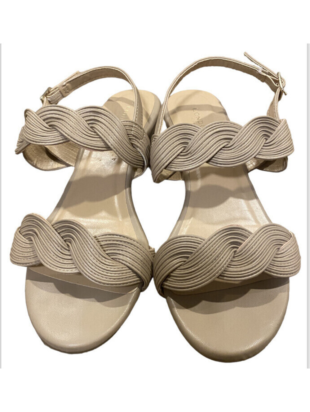 Womenโs Nude 5.5 Sandals Tan Classic Flat London Fog Wedge Braided Dressy Wavy